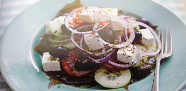 Salada Grega com Queijo Feta